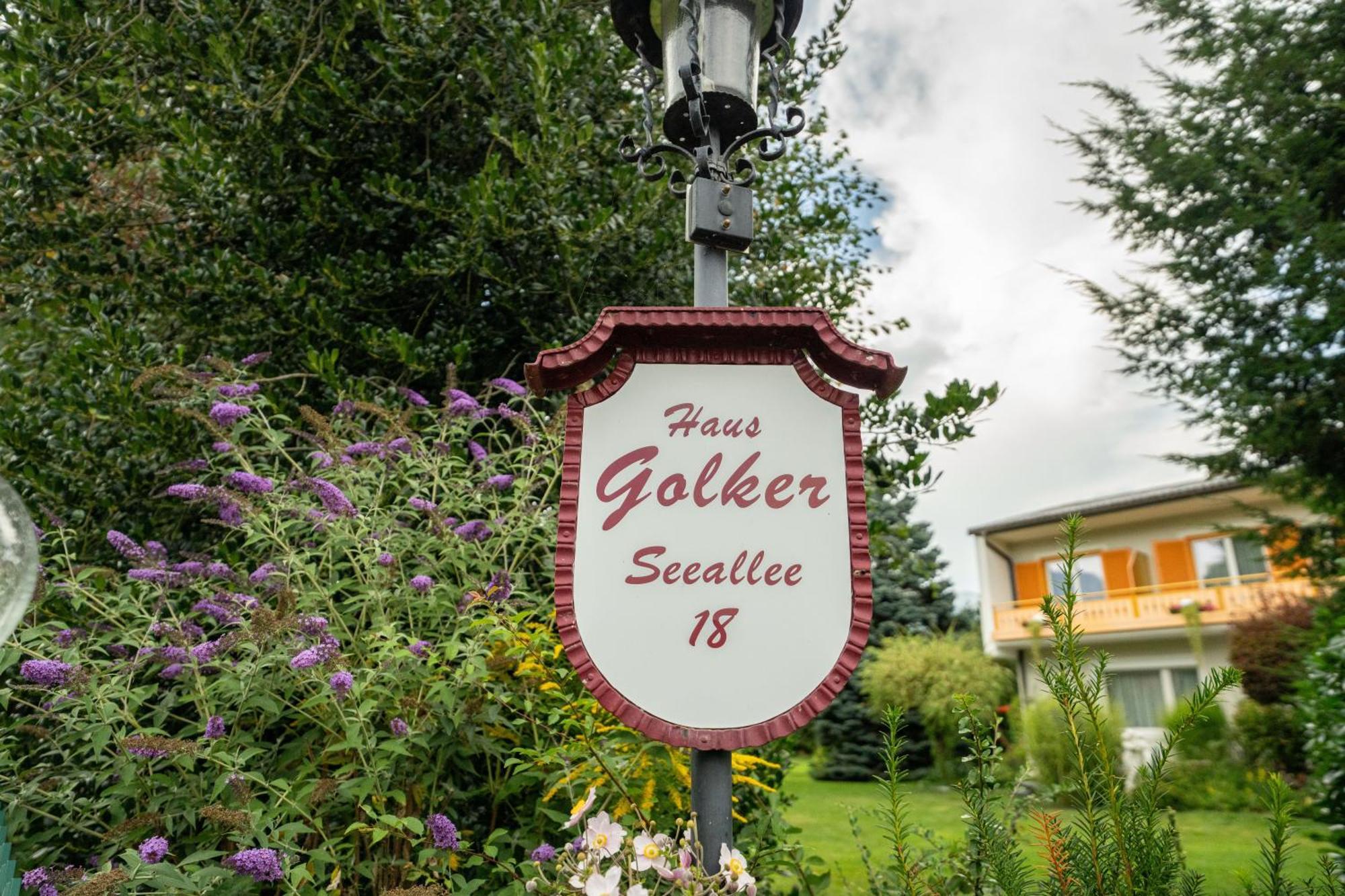 Haus Golker Ferienwohnungen & Fruehstueckspension Seeboden Exterior photo